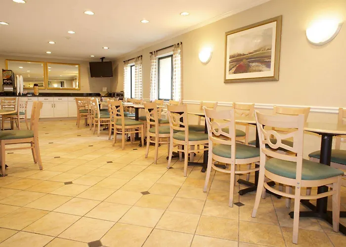 La Quinta By Wyndham Chicago