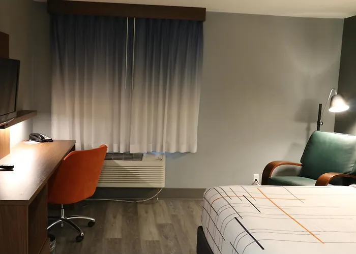 La Quinta By Wyndham Chicago 3*