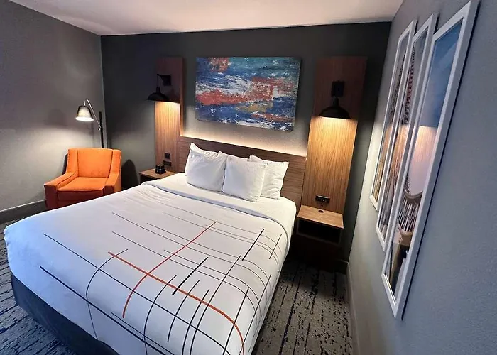 Hotel La Quinta By Wyndham Chicago Gurnee