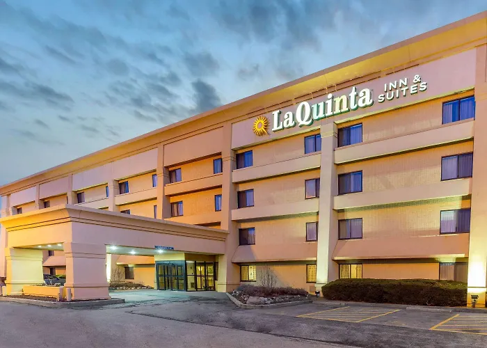 La Quinta By Wyndham Chicago 3*