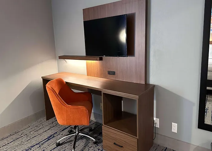 La Quinta By Wyndham Chicago Hotel Gurnee