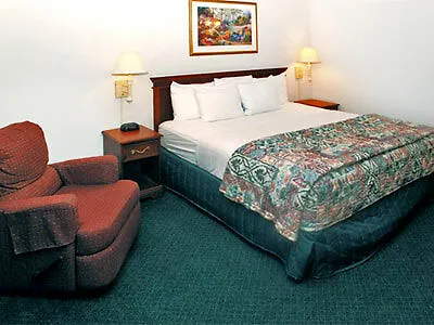 Hotel La Quinta By Wyndham Chicago Gurnee